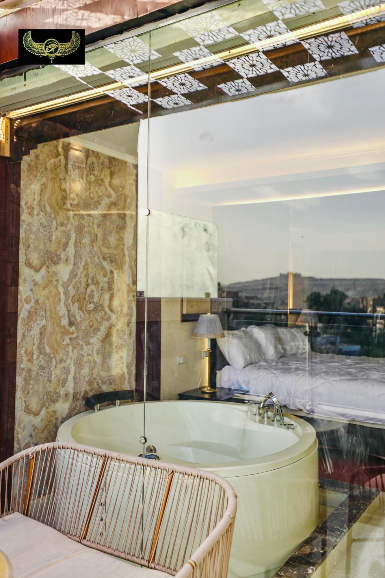 Giza Inn Nazlet el-Sîsi Esterno foto